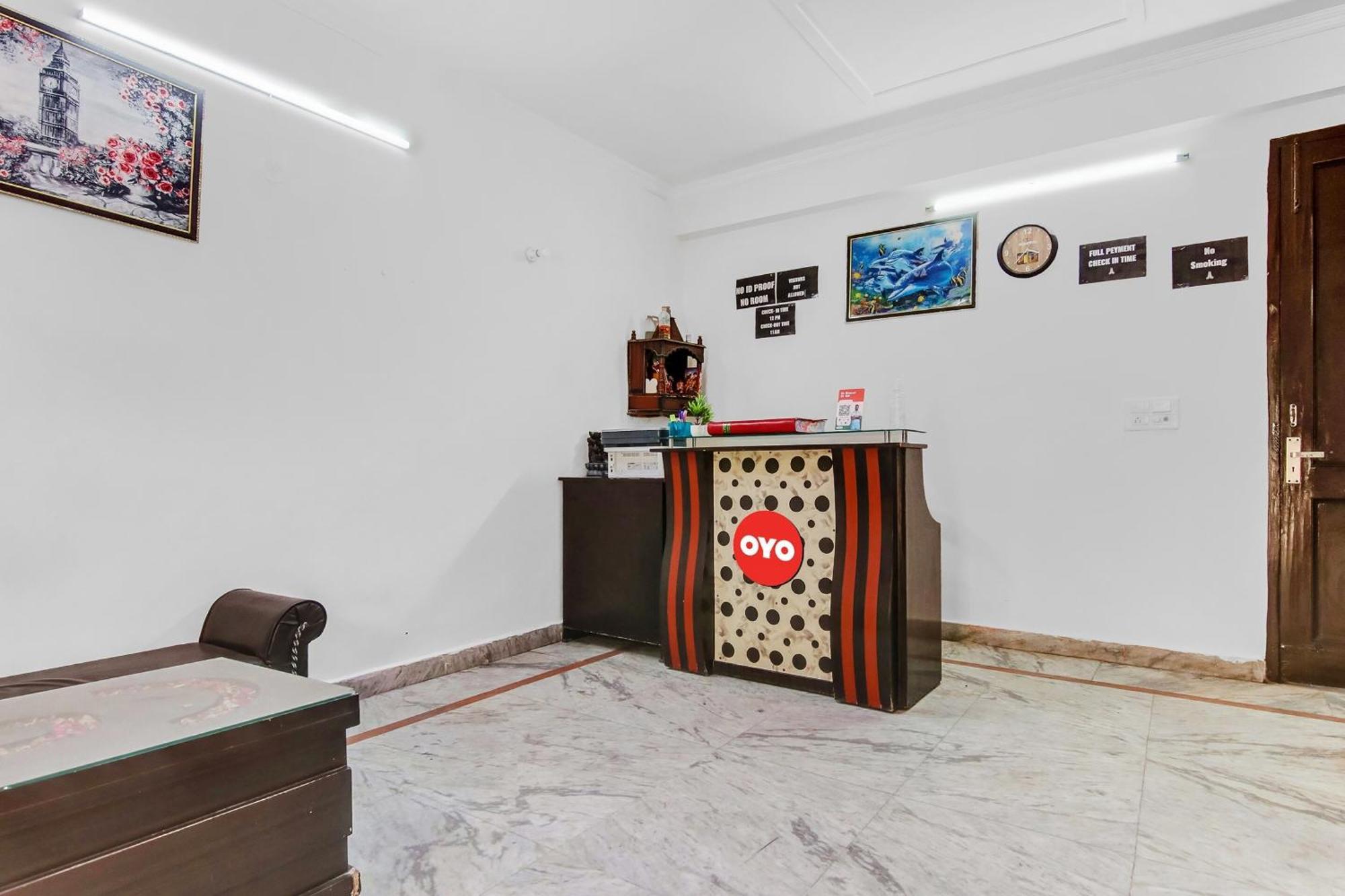 Hotel O Orlov Noida Kültér fotó